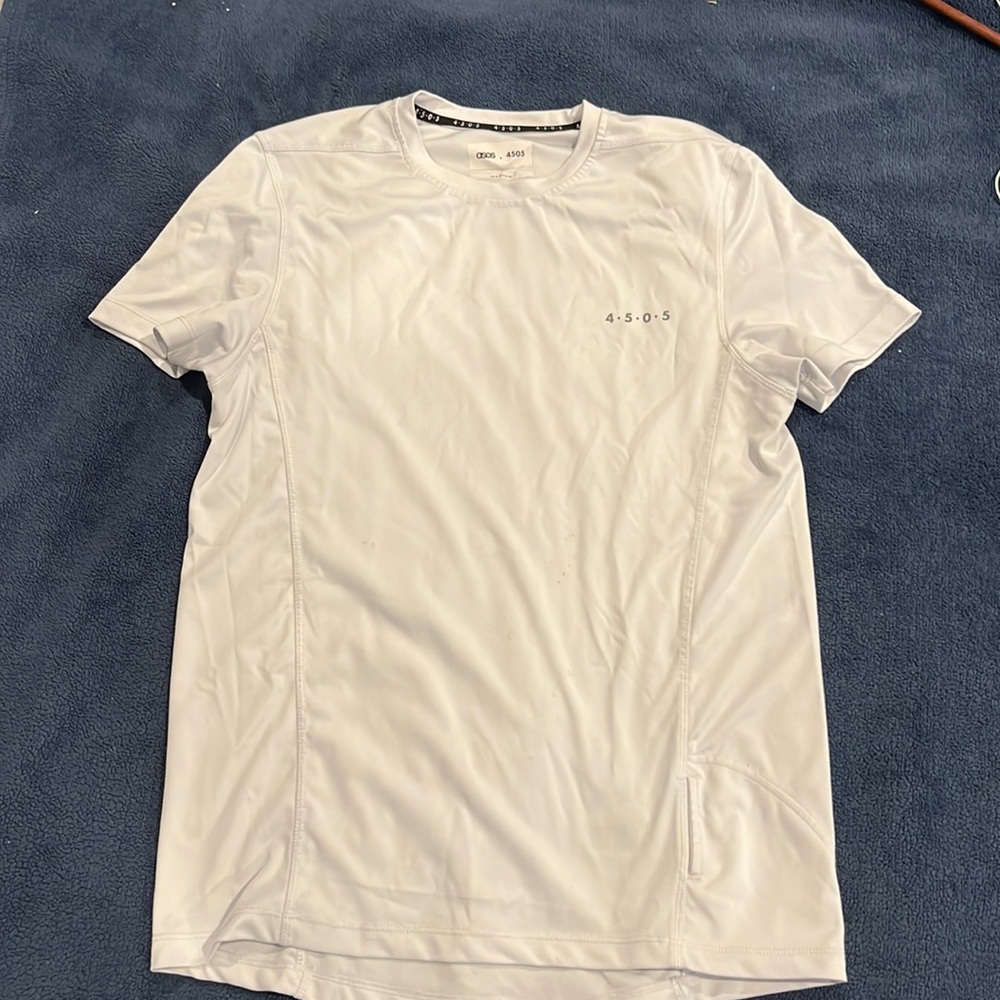 Gym Workout White Tshirt - Size Medium